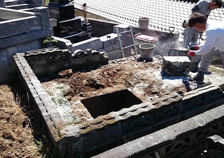 お墓じまい、解体処分