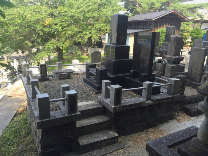 墓石を利用しての建替え1